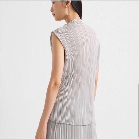 Club Monaco Micro Pleat Chemise Top Blue Gray NEW - Picture 5 of 11